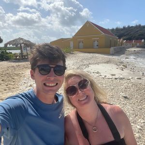 Meet your Posher, Louis